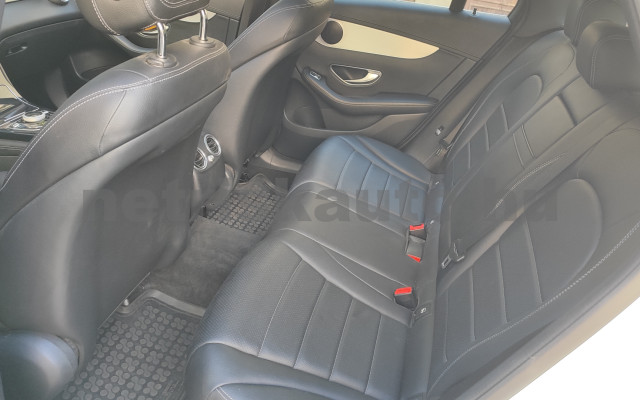 MERCEDES-BENZ GLC-osztály GLC 220 d 4Matic 9G-TRONIC személygépkocsi - 2143cm3 Diesel 121610 10/12