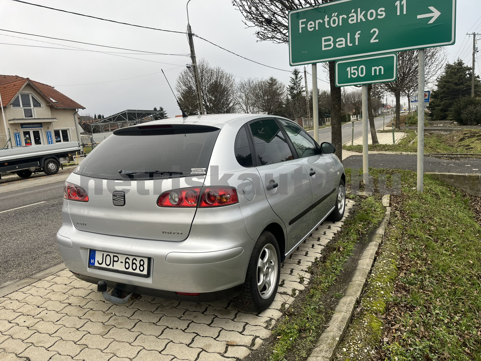 SEAT Ibiza 1.4 16V Reference személygépkocsi - 1390cm3 Benzin 121344 5/12