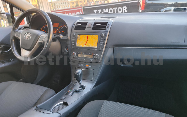 TOYOTA Avensis 2.2 D-4D Sol Aut. személygépkocsi - 2231cm3 Diesel 121404 7/12