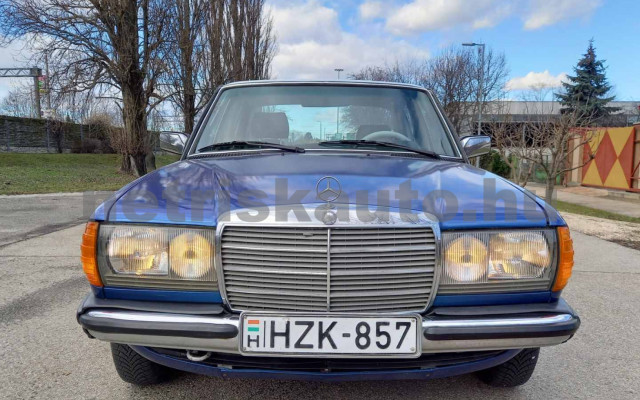 MERCEDES-BENZ W123 személygépkocsi - 1988cm3 Diesel 120072 4/43