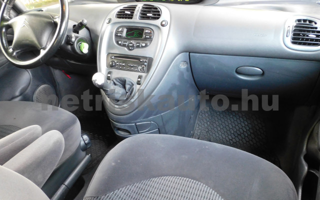 CITROEN Xsara Picasso 1.6 HDi Collection FAP személygépkocsi - 1560cm3 Diesel 120202 8/12