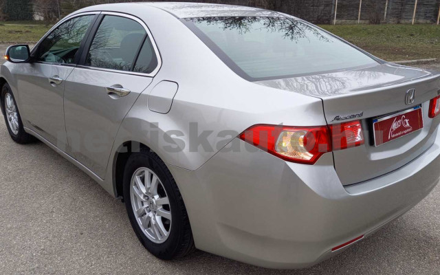HONDA Accord 2.2 i-DTEC Elegance személygépkocsi - 2199cm3 Diesel 120048 7/39