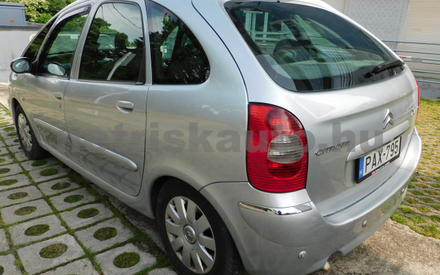 CITROEN Xsara Picasso 1.6 HDi Collection FAP személygépkocsi - 1560cm3 Diesel 120202 2/12