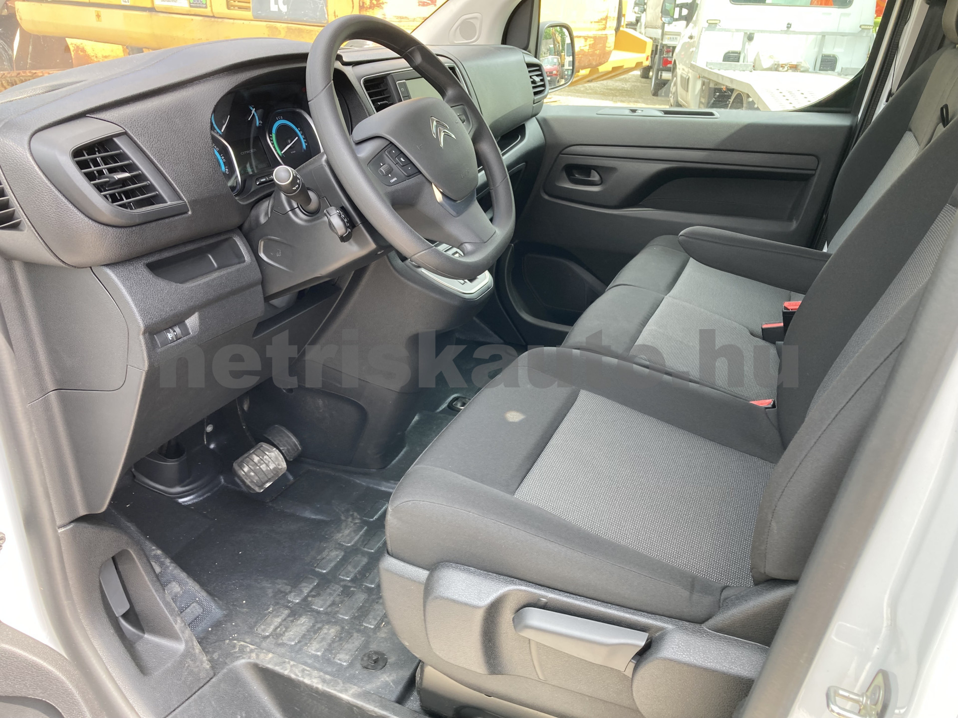 CITROEN Jumpy M 75 kWh Aut. (3 sz.) tehergépkocsi 3,5t össztömegig - cm3 Kizárólag elektromos 121194 7/9