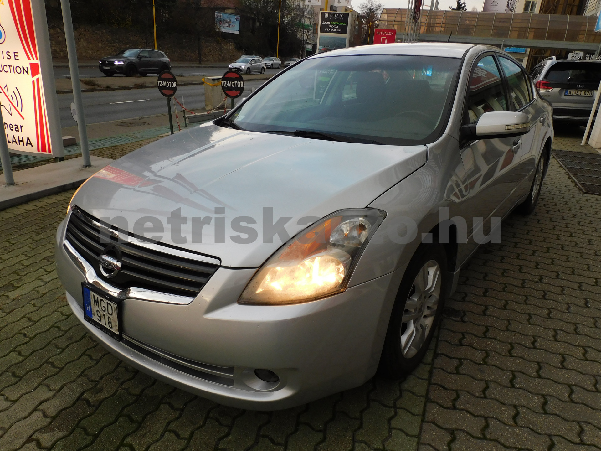 NISSAN Egyéb személygépkocsi - 2488cm3 Hybrid 121324 10/11