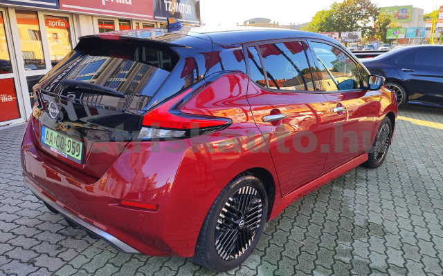 NISSAN Leaf N-Connecta 40kWh Aut. személygépkocsi - cm3 Kizárólag elektromos 121290 4/12