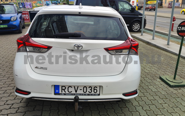 TOYOTA Auris 1.6 Active MY17 Trend személygépkocsi - 1598cm3 Benzin 121442 4/12