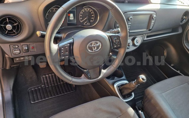 TOYOTA Yaris 1.5 Dual VVT-iE Trend személygépkocsi - 1496cm3 Benzin 119879 2/4