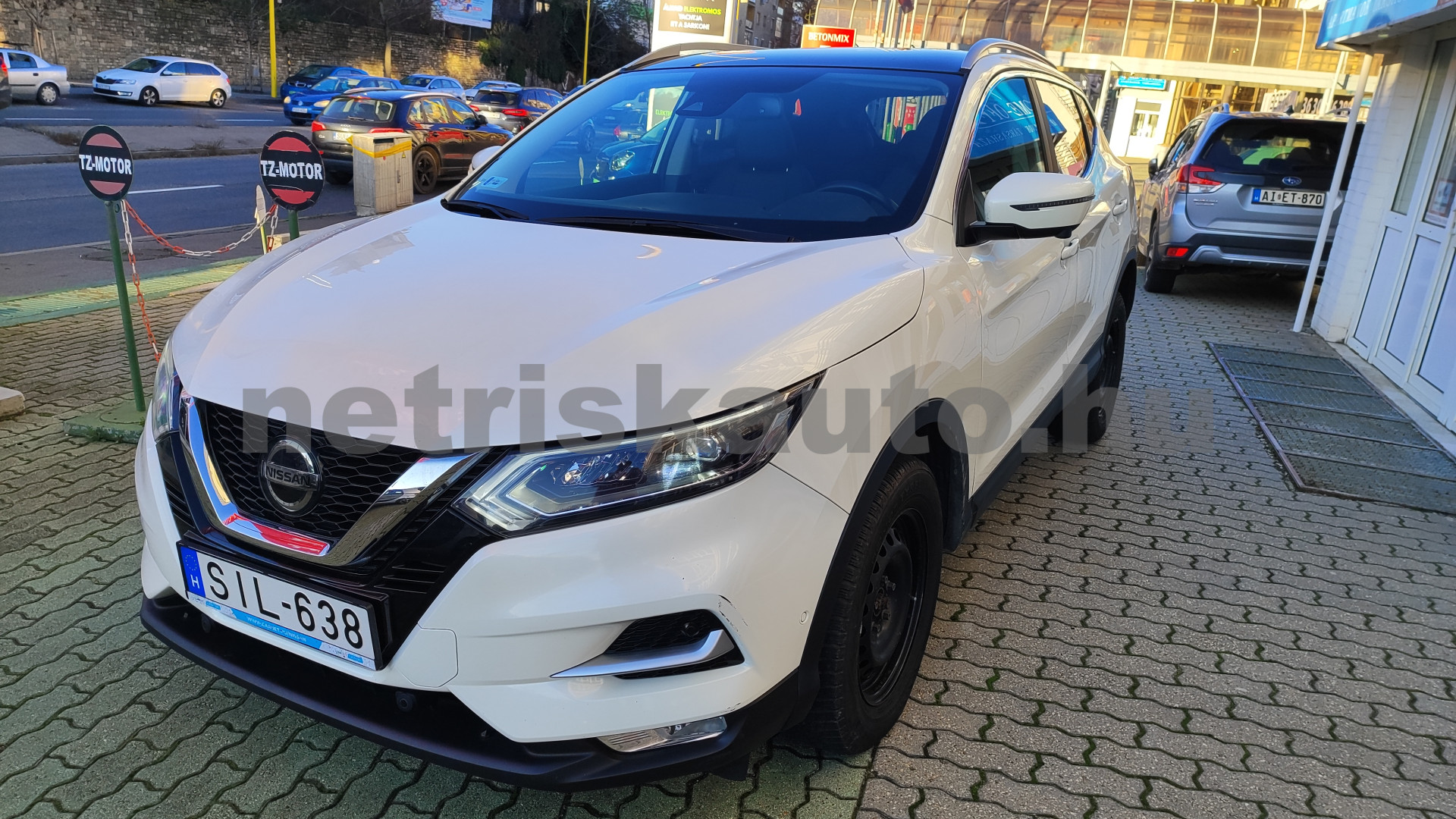 NISSAN Qashqai 1.7 dCi Tekna 4x4 Xtronic személygépkocsi - 1749cm3 Diesel 121338 12/12