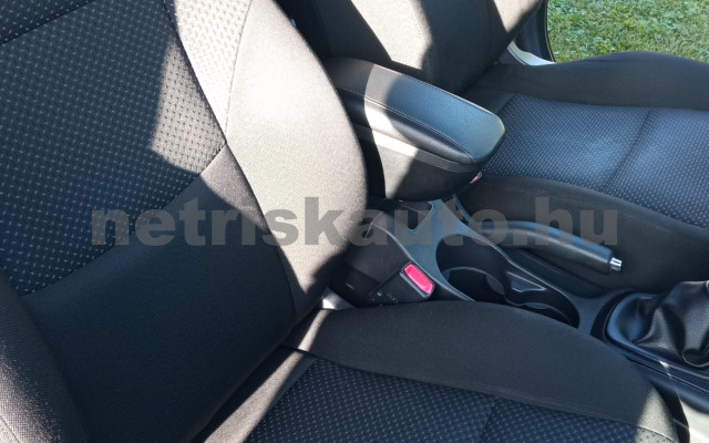 HYUNDAI i30 1.4 DOHC SUN személygépkocsi - 1396cm3 Benzin 120137 6/6