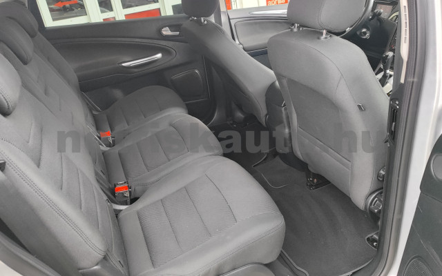 FORD S-Max 2.2 TDCi Titanium Aut. személygépkocsi - 2179cm3 Diesel 121451 9/12