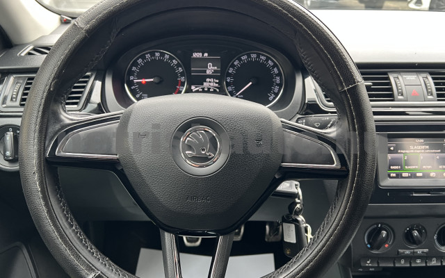 SKODA Rapid 1.6 CR TDI Ambition személygépkocsi - 1598cm3 Diesel 121332 8/12