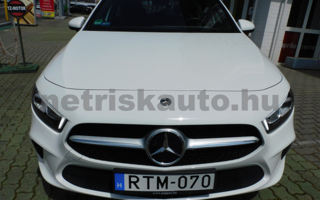 MERCEDES-BENZ A-osztály A 220 7G-DCT személygépkocsi - 1991cm3 Benzin 120172 12/12