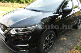 NISSAN Qashqai 1.3 DIG-T N-Connecta személygépkocsi - 1332cm3 Benzin 120360