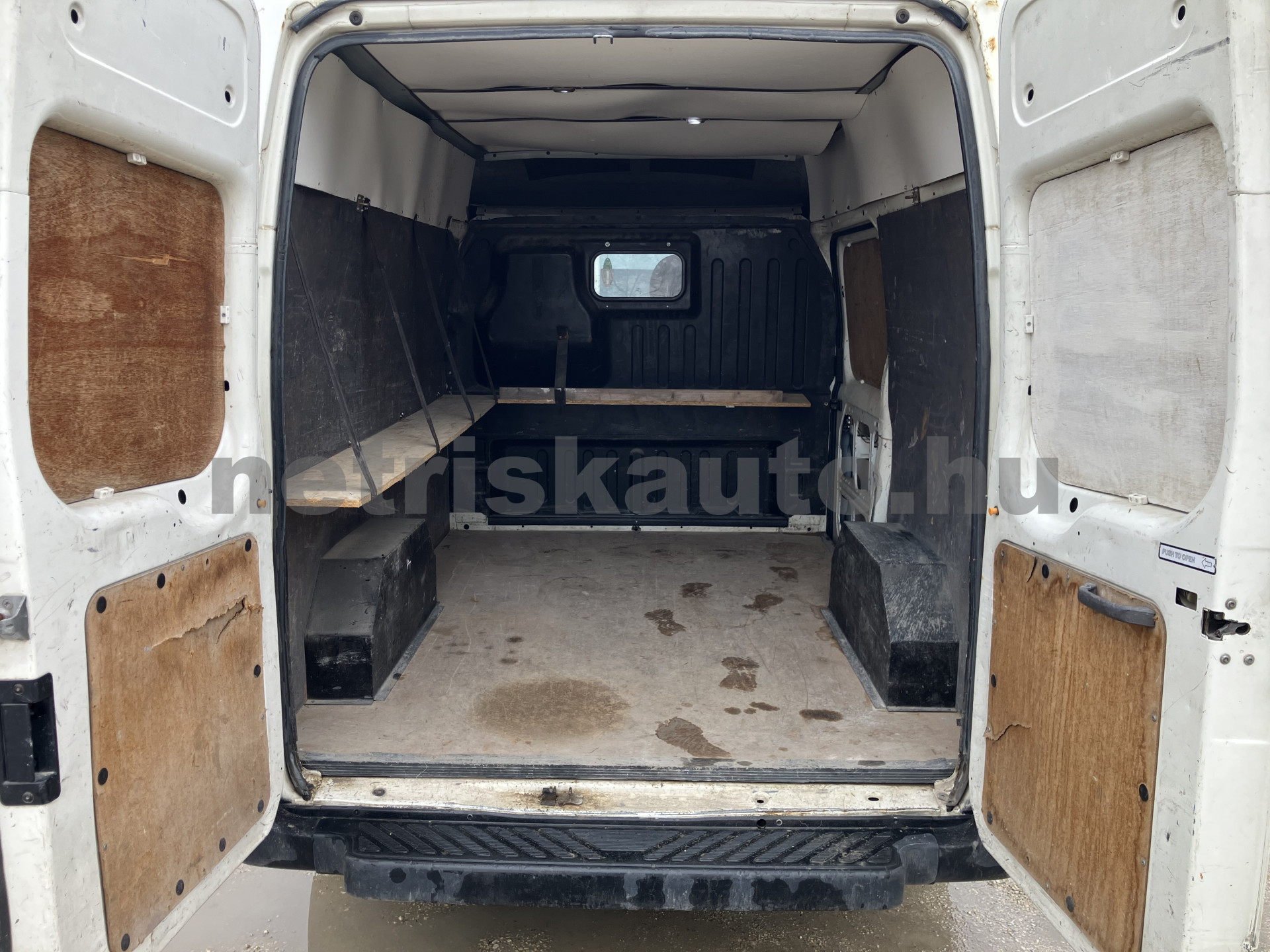 FORD Transit 2.0 TDI 260 S TDE tehergépkocsi 3,5t össztömegig - 1998cm3 Diesel 121409 6/9