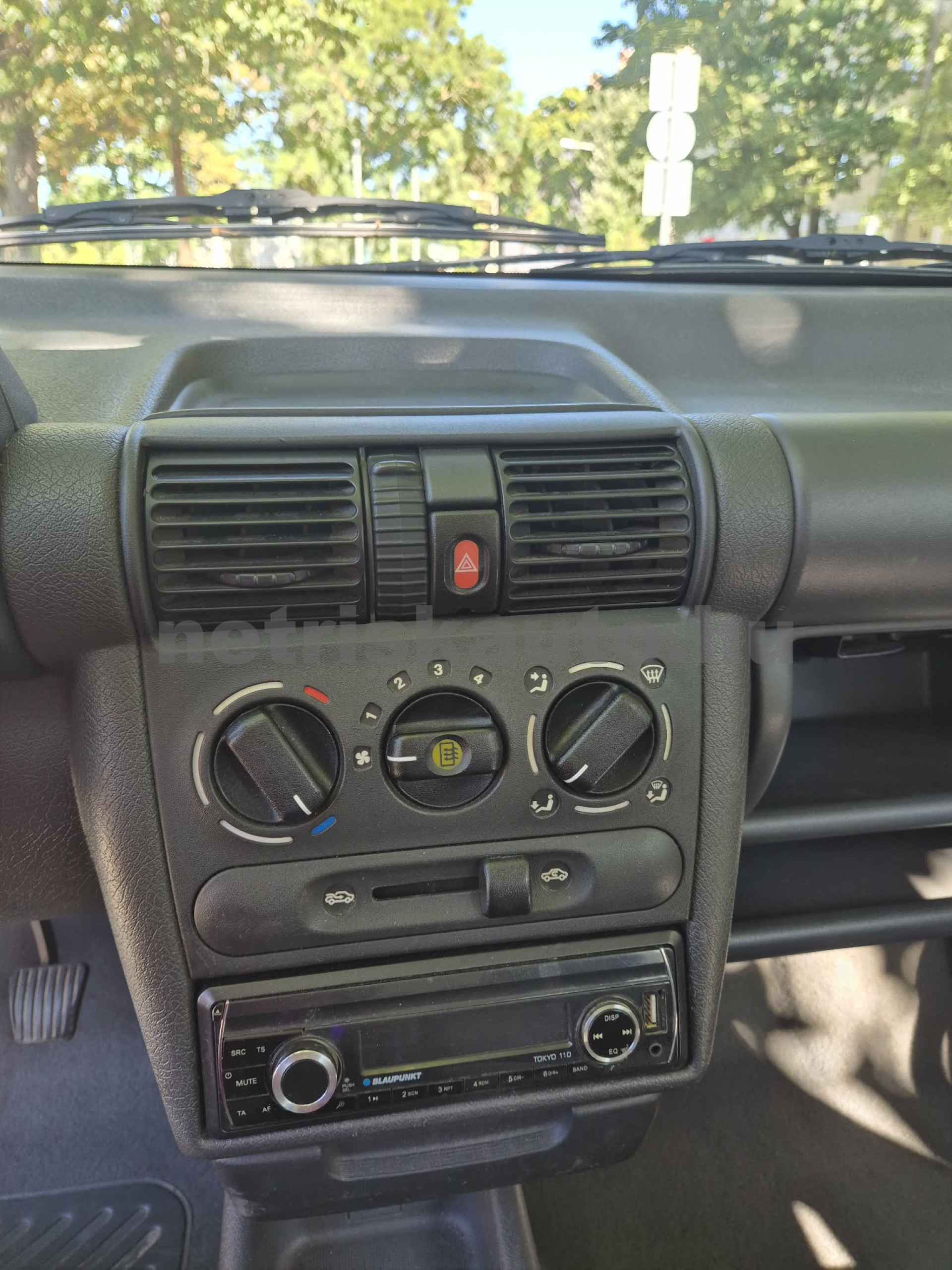 OPEL Corsa 1.2i City személygépkocsi - 1196cm3 Benzin 121468 5/10