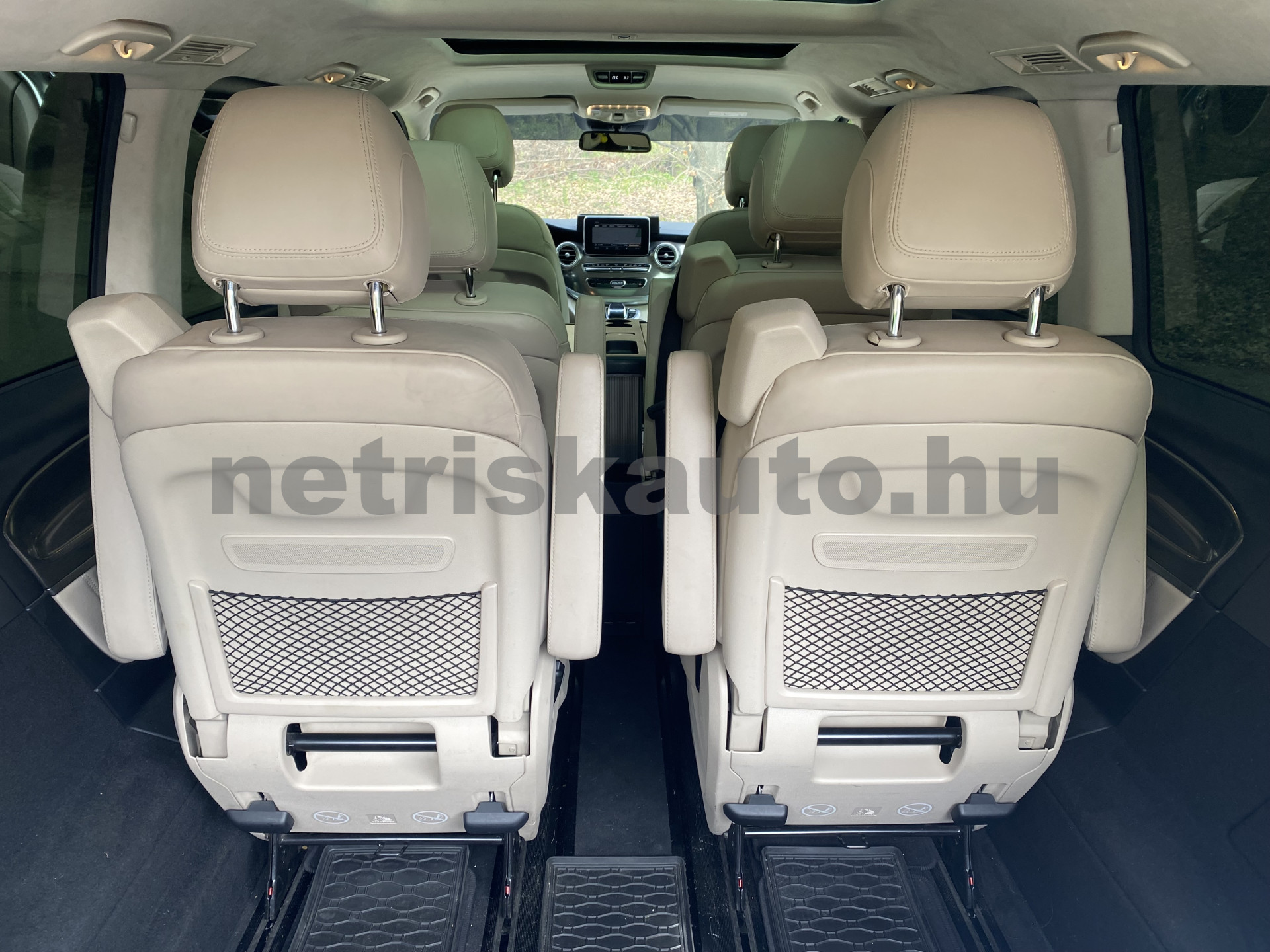 MERCEDES-BENZ V-osztály V 220 d K 4Matic Aut. tehergépkocsi 3,5t össztömegig - 2143cm3 Diesel 121433 12/12