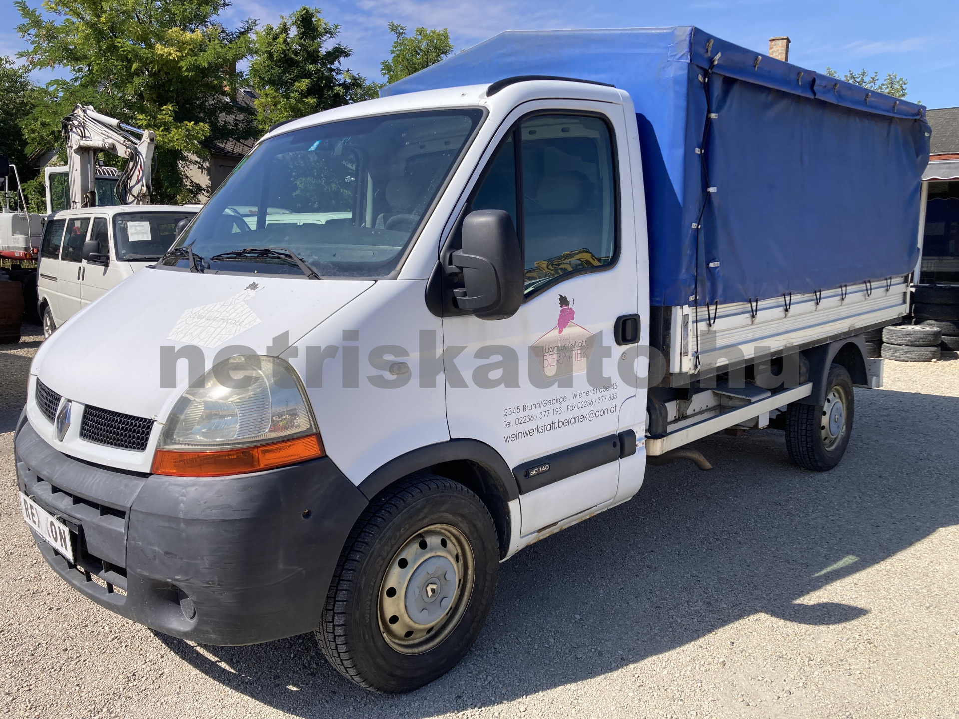 RENAULT Master 3.0 dCi L2H1 tehergépkocsi 3,5t össztömegig - 2953cm3 Diesel 121573 2/8