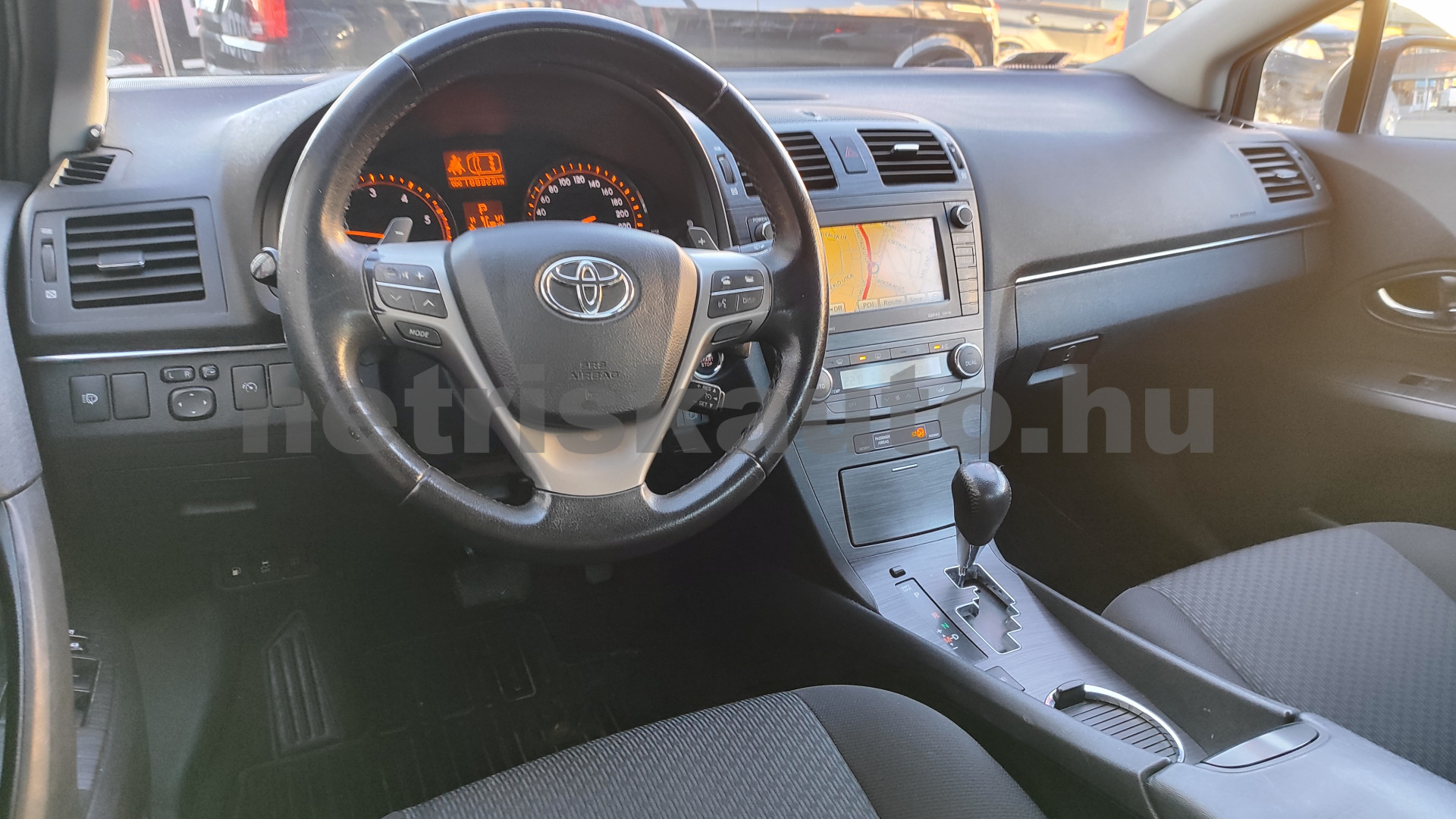 TOYOTA Avensis 2.2 D-4D Sol Aut. személygépkocsi - 2231cm3 Diesel 121404 6/12