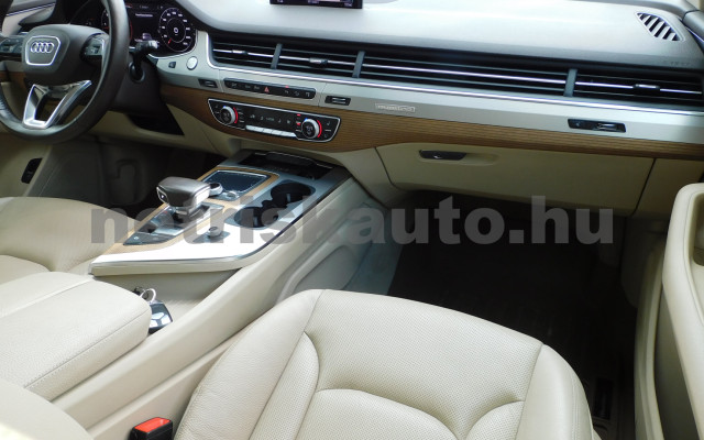 AUDI Q7 3.0 V6 TDI quattro tiptronic személygépkocsi - 2967cm3 Diesel 120771 7/12