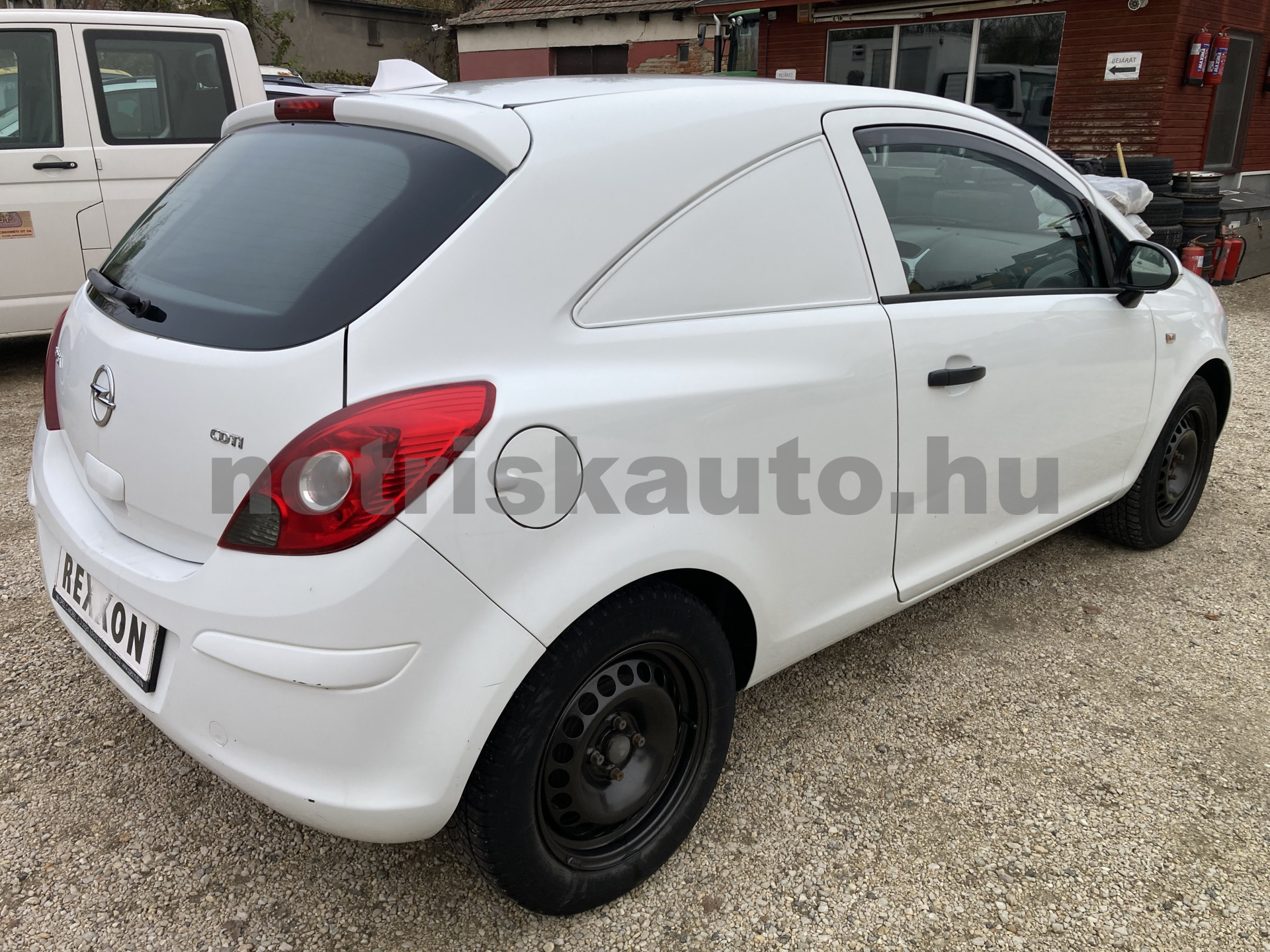 OPEL Corsa 1.3 CDTI Van EU5 tehergépkocsi 3,5t össztömegig - 1248cm3 Diesel 121318 4/8