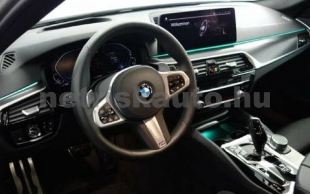 BMW 530 személygépkocsi - 1998cm3 Hybrid 117362 6/7