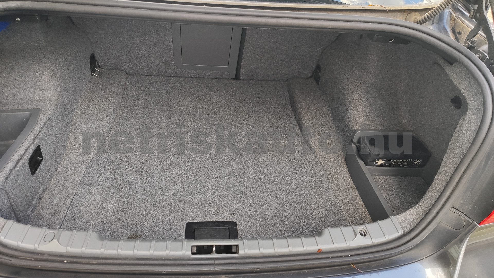 BMW 3-as sorozat 320d Aut. személygépkocsi - 1995cm3 Diesel 121490 11/12