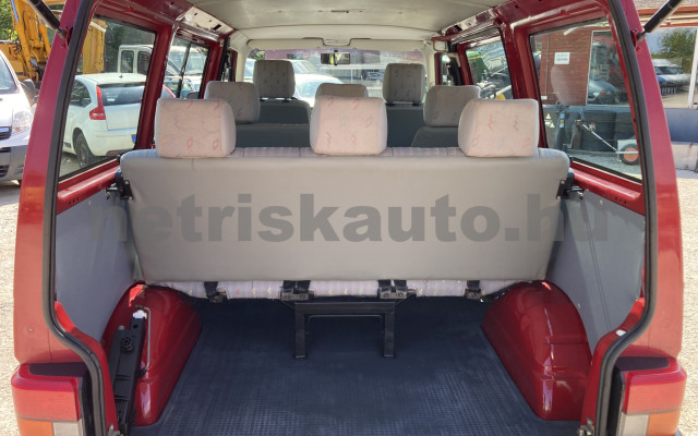 VW TRANSPORTER T4 2.5 7DB 1T2 MAGYAR,1 GAZDÁS,SZERVIZKÖNYVES személygépkocsi - 2461cm3 Diesel 121175 10/10