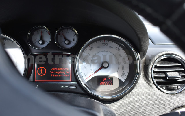 PEUGEOT 308 1.6 e-HDi Access személygépkocsi - 1560cm3 Diesel 121258 2/11