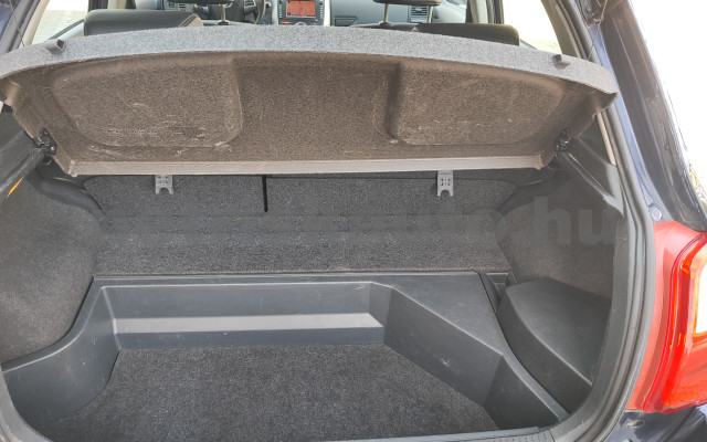 TOYOTA Auris 1.8 HSD Sol Navi Aut. személygépkocsi - 1798cm3 Hybrid 121524 10/12