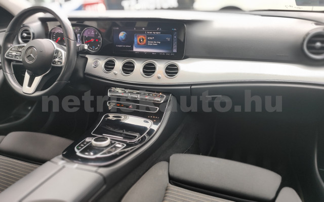 MERCEDES-BENZ E-osztály E 200 4Matic 9G-TRONIC EQ Boost személygépkocsi - 1991cm3 Hybrid 121274 7/12