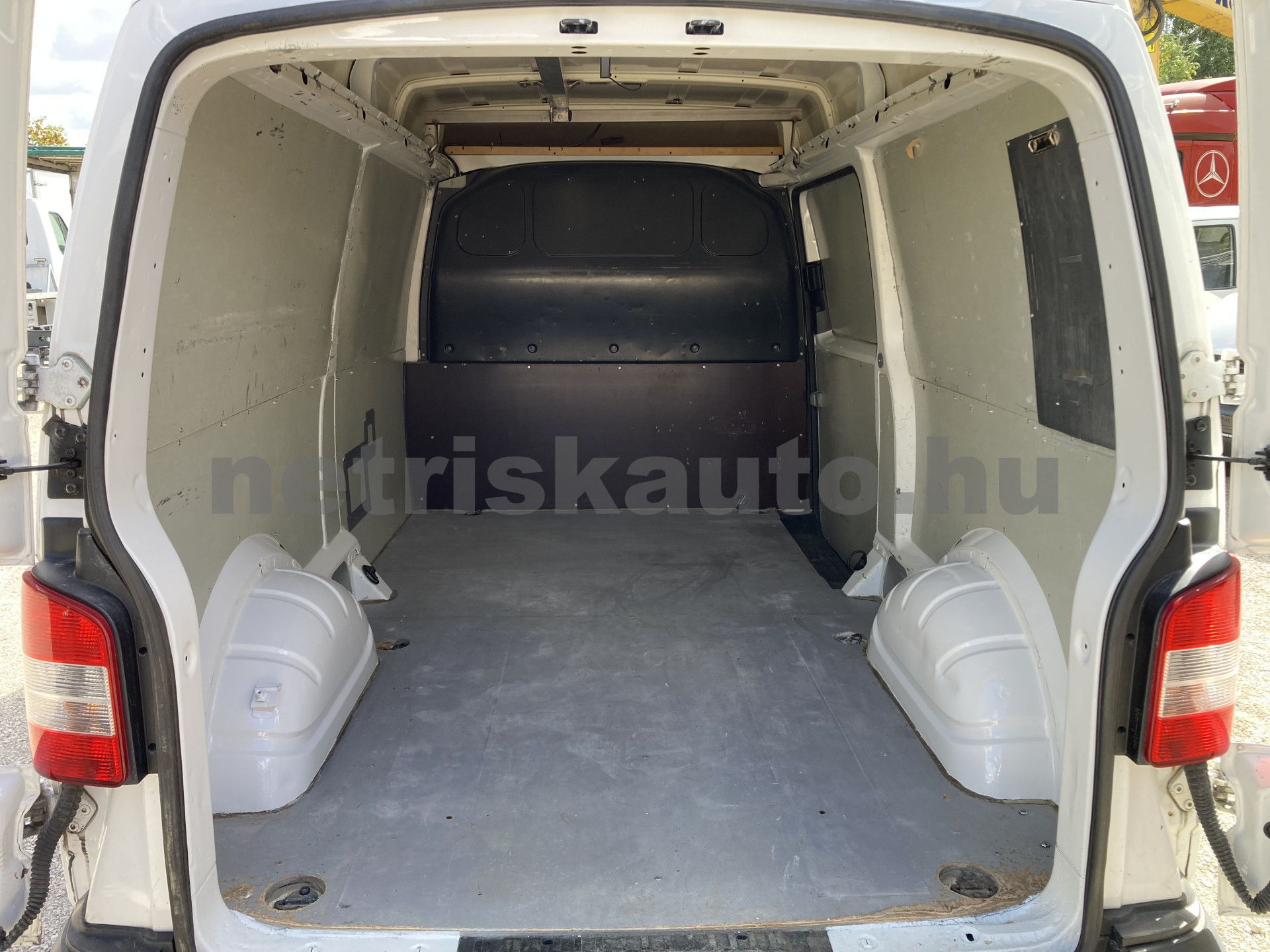 VW Transporter 2.0 CR TDI 4motion tehergépkocsi 3,5t össztömegig - 1968cm3 Diesel 121593 6/9