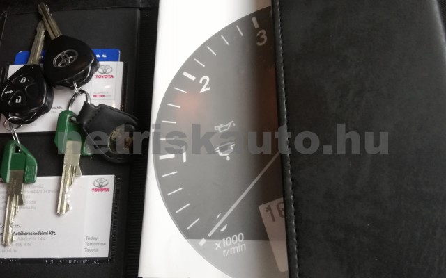 TOYOTA Corolla 1.33 Live személygépkocsi - 1329cm3 Benzin 119844 11/11