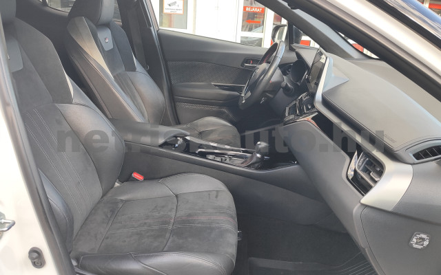 TOYOTA C-HR 2.0 Hybrid GR Sport e-CVT személygépkocsi - 1987cm3 Hybrid 121532 8/12