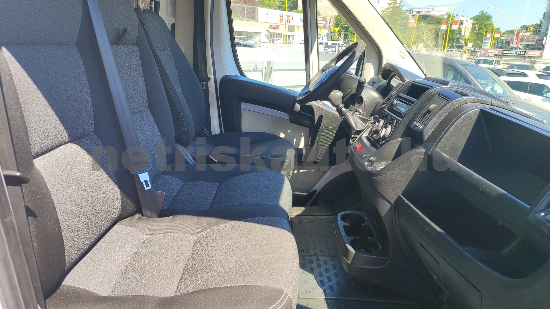 FIAT Ducato 2.3 Mjet Maxi XLWB 3.5 t tehergépkocsi 3,5t össztömegig - 2287cm3 Diesel 121517 8/12