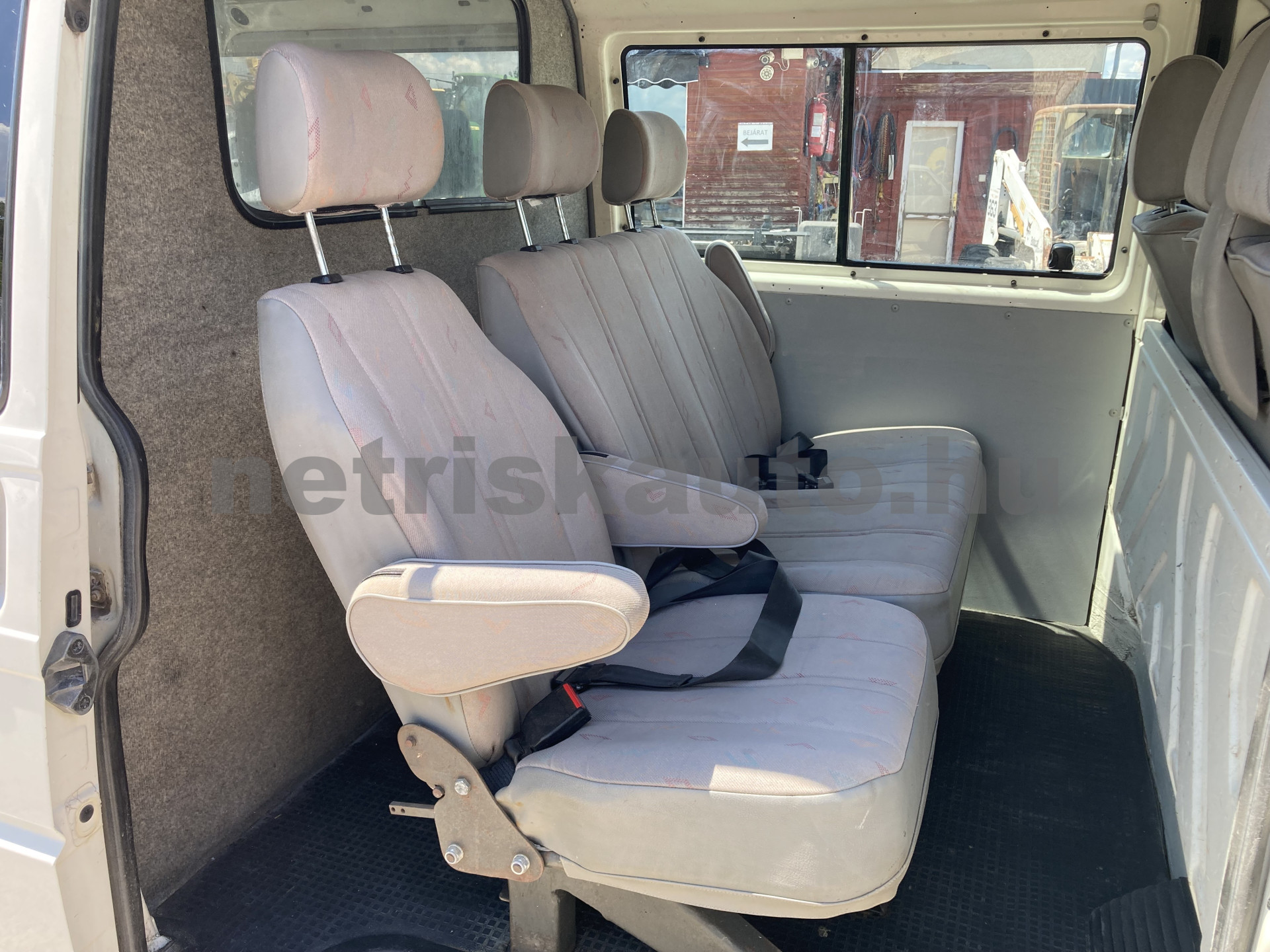 VW Transporter 2.5 Mixto tehergépkocsi 3,5t össztömegig - 2461cm3 Diesel 121513 8/9