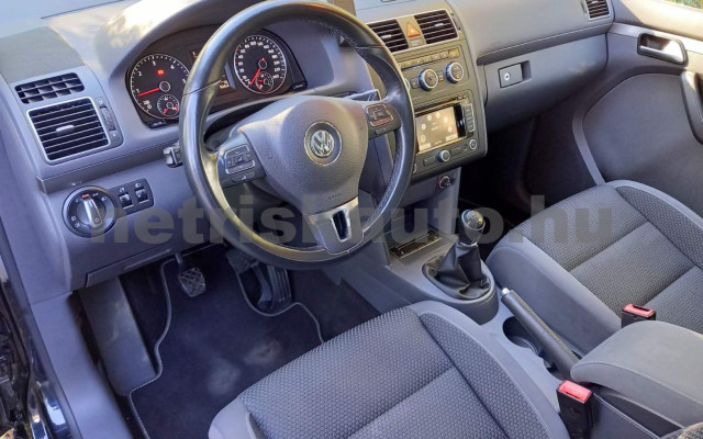 VW Touran 2.0 CR TDI Comfortline személygépkocsi - 1968cm3 Diesel 120477 11/39
