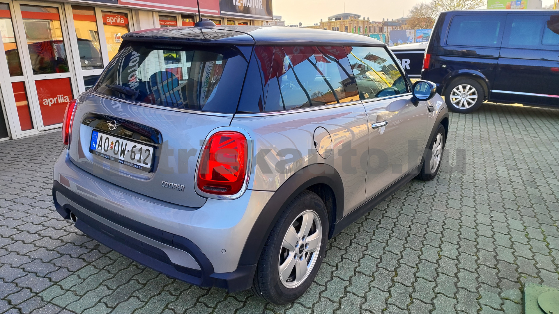 MINI Mini 1.5 Cooper DKG személygépkocsi - 1499cm3 Benzin 121432 12/12