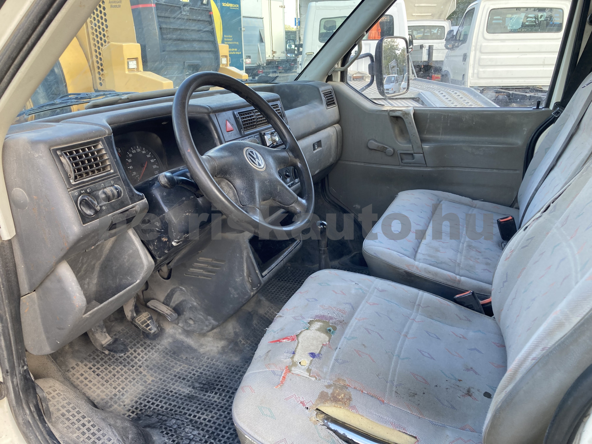 VW Transporter 2.4 7DM 1Z2 F tehergépkocsi 3,5t össztömegig - 2370cm3 Diesel 121594 7/9