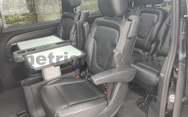 MERCEDES-BENZ V-osztály V 300 BlueTEC/d L Aut. 4x4 7sz tehergépkocsi 3,5t össztömegig - 1950cm3 Diesel 121502 9/12