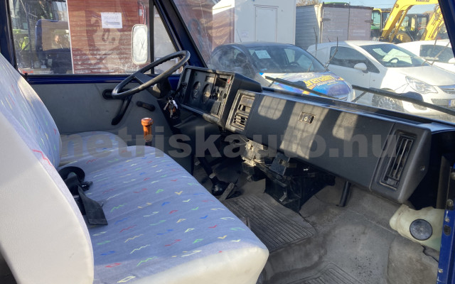 VW LT LT 35 2.4 TD 3 FŐ+PLATÓ,MAGYAR OKMÁNYOS tehergépkocsi 3,5t össztömegig - 2383cm3 Diesel 120709 7/7