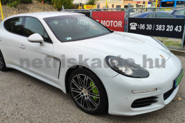 PORSCHE Panamera Panamera S E-Hybrid tiptronic személygépkocsi - 2995cm3 Hybrid 121294