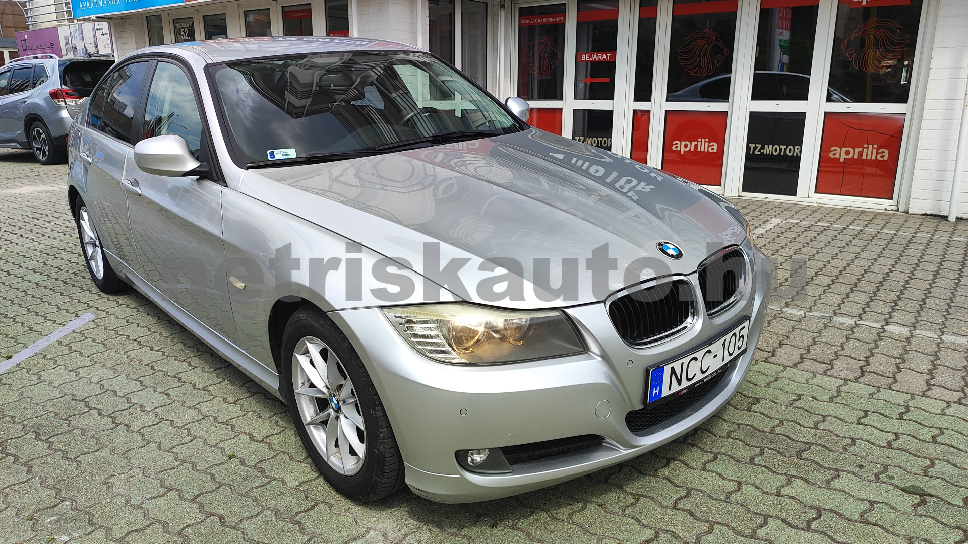 BMW 3-as sorozat 318d személygépkocsi - 1995cm3 Diesel 121509 1/12
