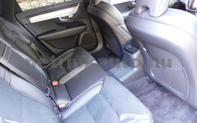 VOLVO V90 2.0 [T6] Rech. Plus Dark AWD Geartr személygépkocsi - 1969cm3 Hybrid 120335 10/12