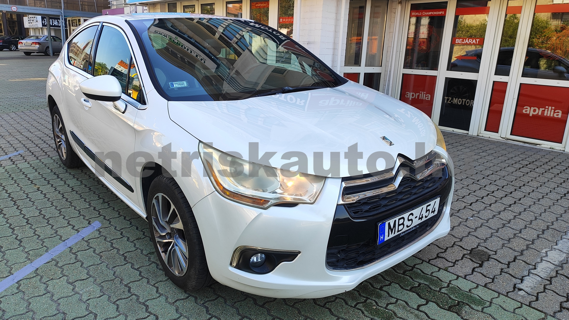 CITROEN DS4 1.6 HDi Style személygépkocsi - 1560cm3 Diesel 121545 1/12