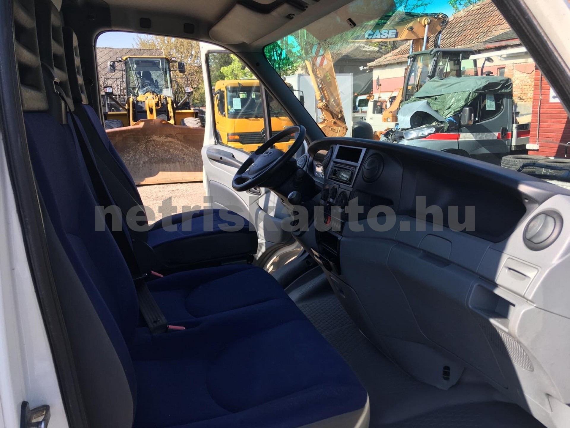 IVECO 35 35 C 18 3450 Aut. tehergépkocsi 3,5t össztömegig - 2998cm3 Diesel 119476 11/11