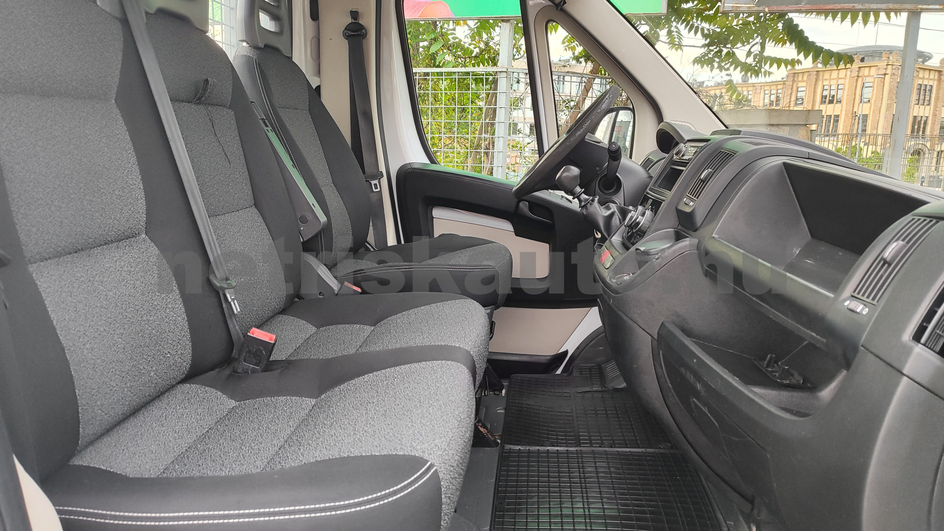 FIAT Ducato 2.3 Mjet LWB 3.5 t tehergépkocsi 3,5t össztömegig - 2287cm3 Diesel 121476 10/10