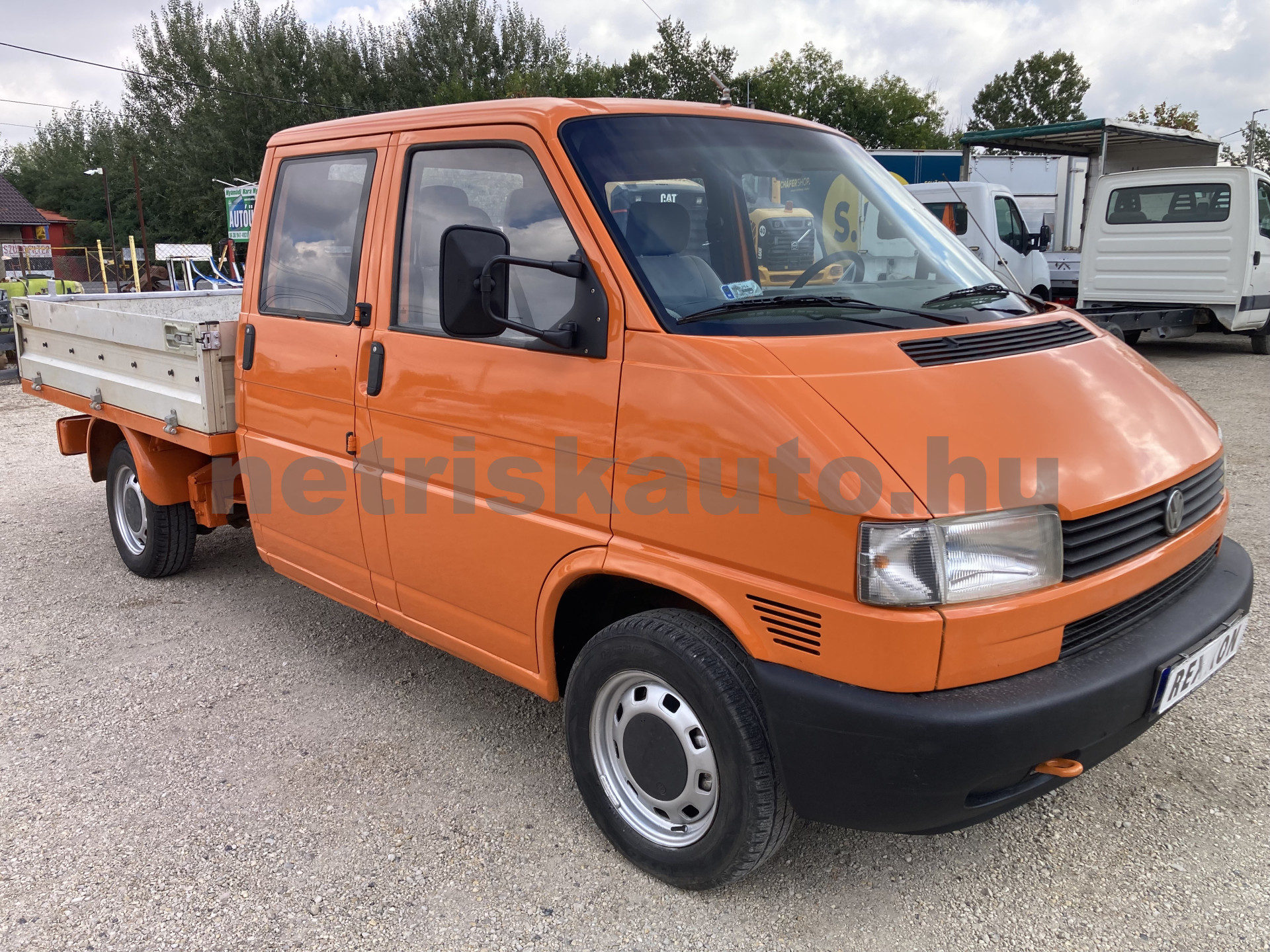 VW Transporter 2.5 7DM 1K2 F tehergépkocsi 3,5t össztömegig - 2461cm3 Diesel 121596 2/9