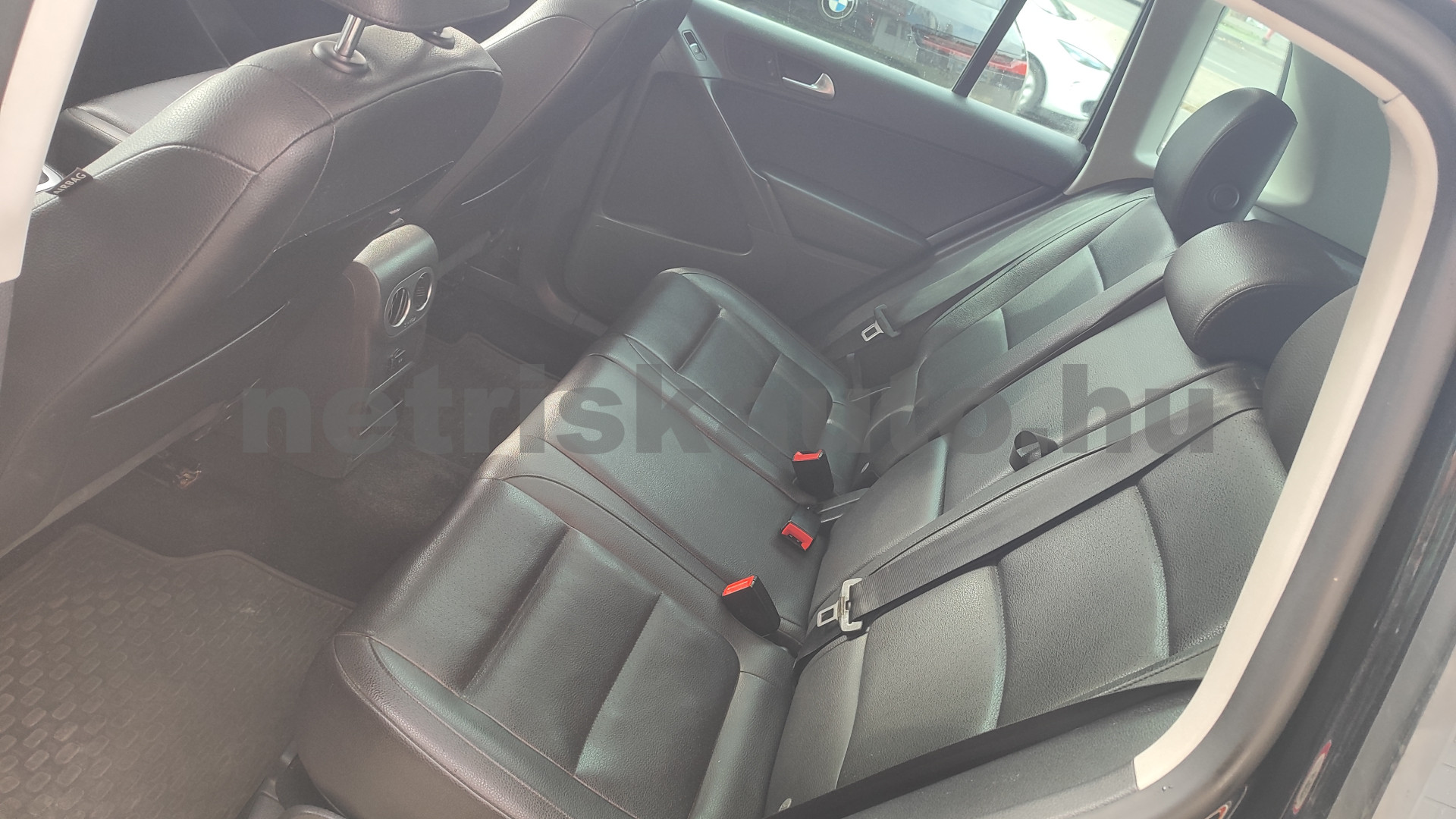 VW Tiguan 2.0 TSI Sport&Style DSG 4Motion személygépkocsi - 1984cm3 Benzin 121619 9/12