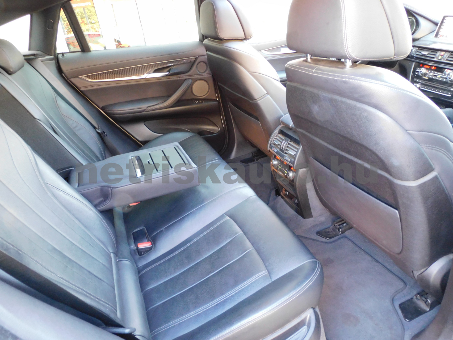 BMW X6 X6 xDrive30d M Sport Edition Aut. személygépkocsi - 2993cm3 Diesel 121260 11/12